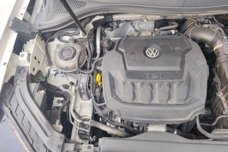 Used Volkswagen Tayron 2020 330TSI Two-Wheel Drive Luxury Smart Connectivity Version Engine Bay Right