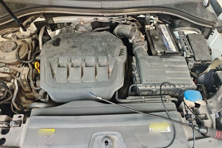 Used Volkswagen Tayron 2020 330TSI Two-Wheel Drive Luxury Smart Connectivity Version Engine Bay