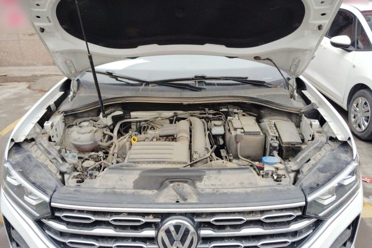 Used Volkswagen Tayron 2020 280TSI Two-Wheel Drive Luxury Connect Edition Engine Bay
