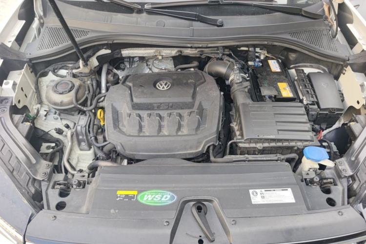 Used Volkswagen Tayron 2020 330TSI Two-Wheel Drive Luxury Smart Connectivity Version Engine Bay