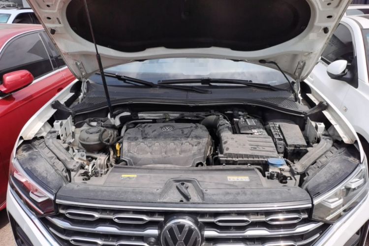 Used Volkswagen Tayron 2020 330TSI Two-Wheel Drive Luxury Smart Connectivity Version Engine Bay