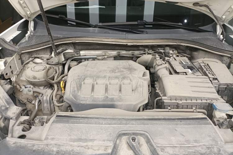 Used Volkswagen Tayron 2020 330TSI Two-Wheel Drive Luxury Smart Connectivity Version Engine Bay