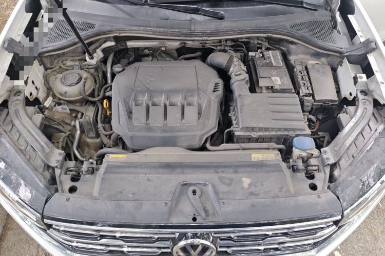 Used Volkswagen Tayron 2020 330TSI Two-Wheel Drive Luxury Smart Connectivity Version Engine Bay