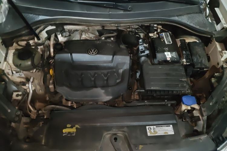 Used Volkswagen Tayron 2020 330TSI Two-Wheel Drive Luxury Smart Connectivity Version Engine Bay