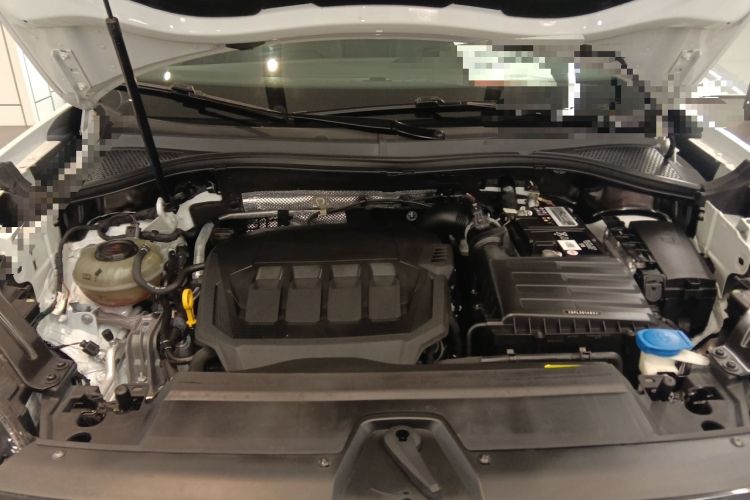 Used Volkswagen Tayron 2020 330TSI Two-Wheel Drive Luxury Smart Connectivity Version Engine Bay
