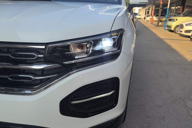 Used Volkswagen Tayron 2020 330TSI Two-Wheel Drive Luxury Smart Connectivity Version Exterior 2