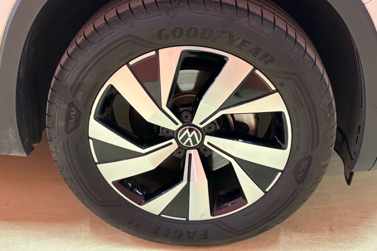 Used Volkswagen Tayron 2020 280TSI Two-Wheel Drive Luxury Connect Edition Exterior 2