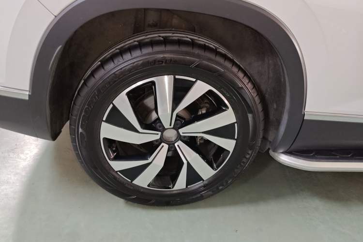 Used Volkswagen Tayron 2020 330TSI Two-Wheel Drive Luxury Smart Connectivity Version Exterior 2