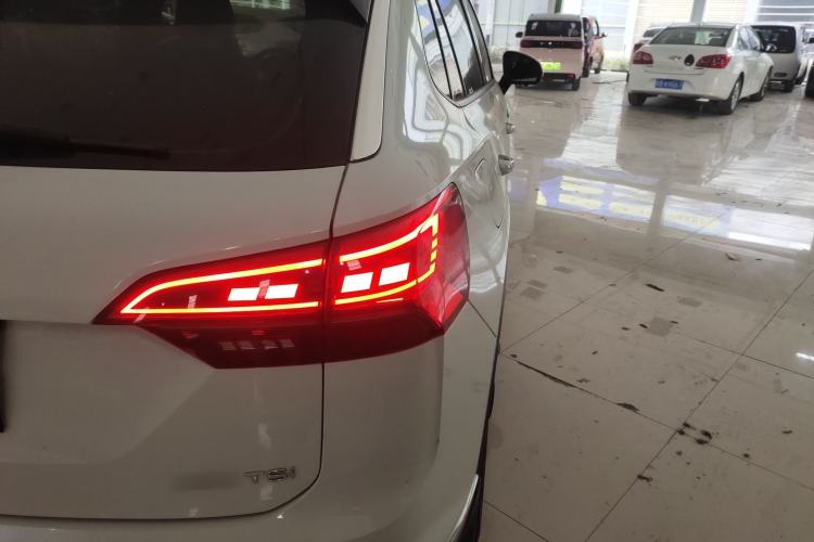 Used Volkswagen Tayron 2020 280TSI Two-Wheel Drive Luxury Connect Edition Exterior 3