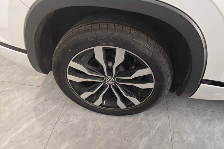 Used Volkswagen Tayron 2020 380TSI All-Wheel Drive R-Line Connected Version Exterior 5