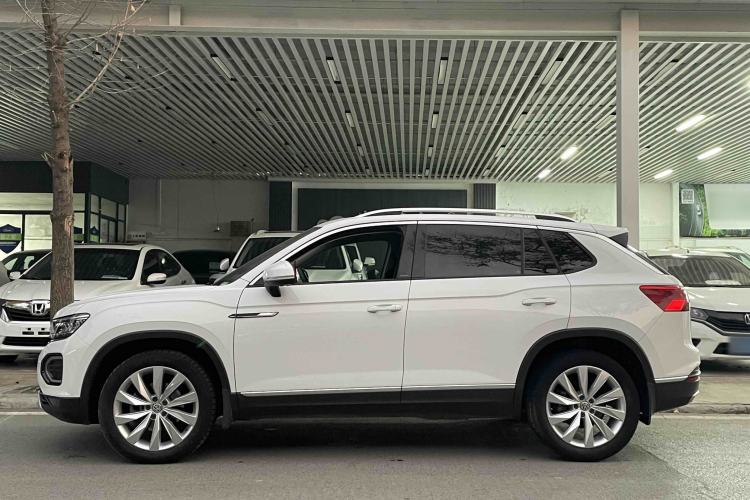 Used Volkswagen Tayron 2020 330TSI Two-Wheel Drive Luxury Connected Pro Edition Exterior 5