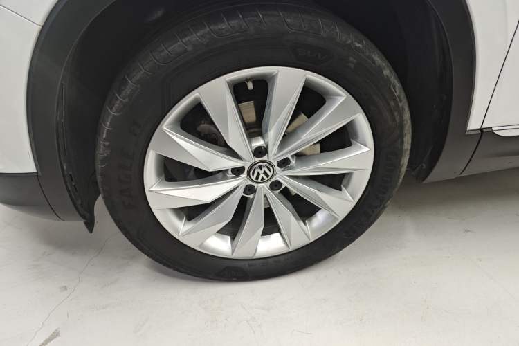 Used Volkswagen Tayron 2020 330TSI Two-Wheel Drive Luxury Connected Pro Edition Exterior 7