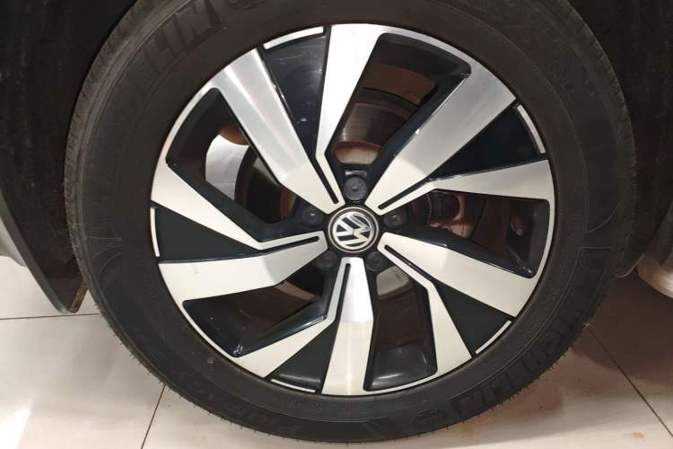 Used Volkswagen Tayron 2020 330TSI Two-Wheel Drive Luxury Smart Connectivity Version Exterior 8