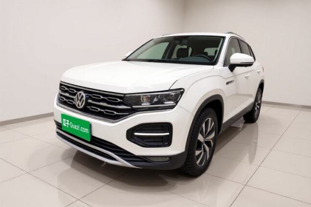 Ojetý Volkswagen Tayron 2020 330TSI Two-Wheel Drive Luxury Smart Connectivity Version
