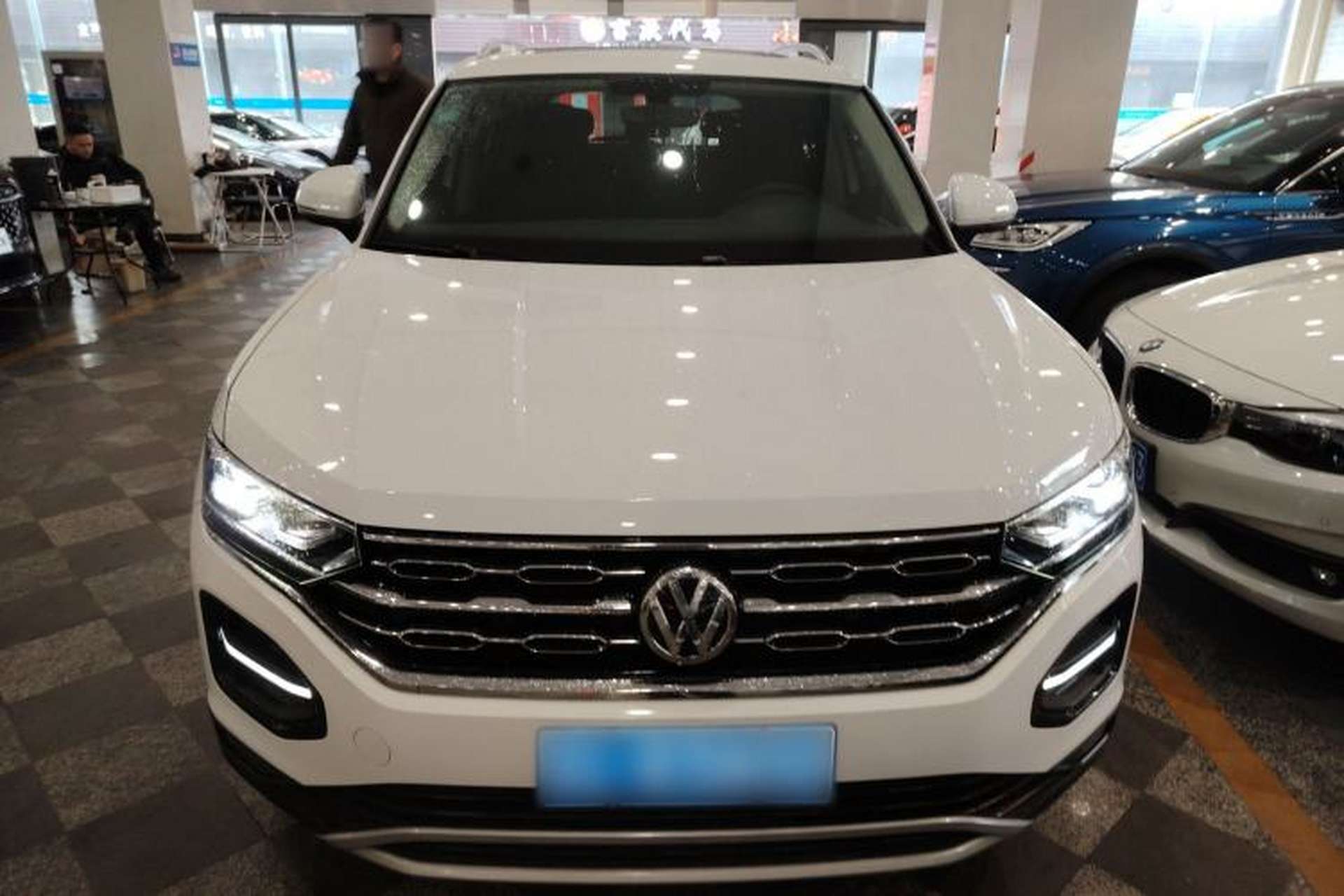 Used Volkswagen Tayron 2020 330TSI Two-Wheel Drive Luxury Smart Connectivity Version Front