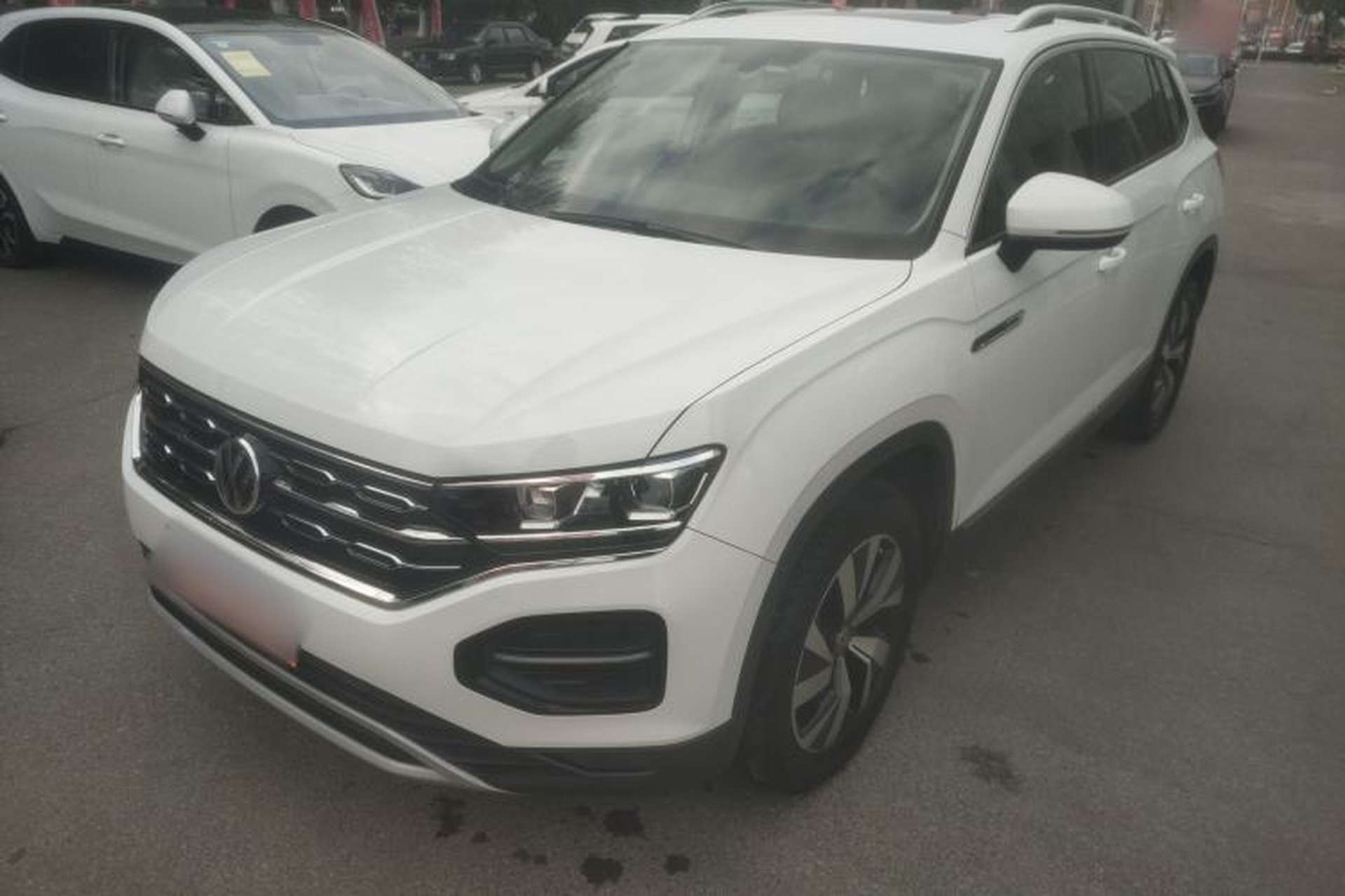 Used Volkswagen Tayron 2020 330TSI Two-Wheel Drive Luxury Smart Connectivity Version Front Left 45 Deg