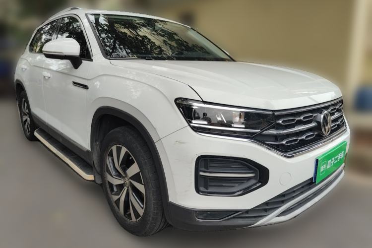 Used Volkswagen Tayron 2020 280TSI Two-Wheel Drive Luxury Connect Edition Front Right 45 Deg