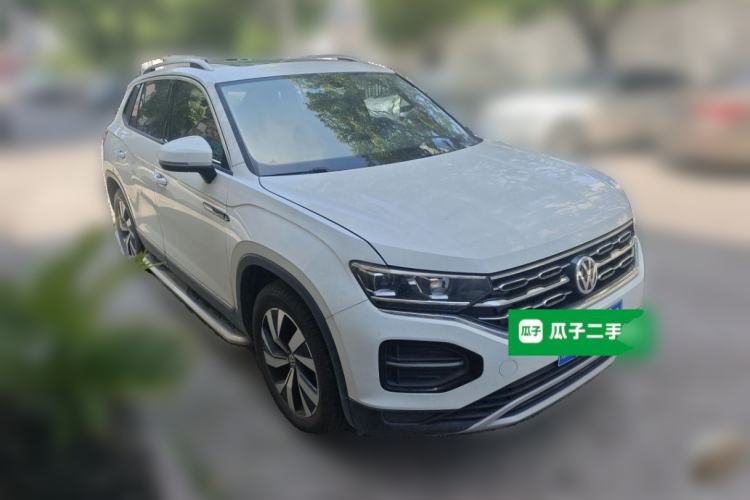 Used Volkswagen Tayron 2020 330TSI Two-Wheel Drive Luxury Smart Connectivity Version Front Right 45 Deg