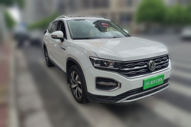 Used Volkswagen Tayron 2020 330TSI Two-Wheel Drive Luxury Smart Connectivity Version Front Right 45 Deg