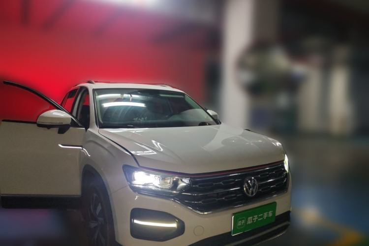 Used Volkswagen Tayron 2020 330TSI Two-Wheel Drive Luxury Smart Connectivity Version Front Right 45 Deg