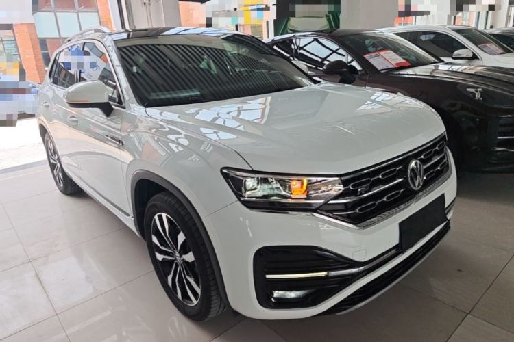 Used Volkswagen Tayron 2020 380TSI All-Wheel Drive R-Line Connected Version Front Right 45 Deg