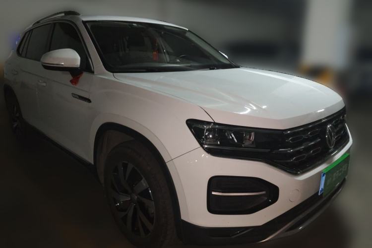 Used Volkswagen Tayron 2020 330TSI Two-Wheel Drive Luxury Connected Pro Edition Front Right 45 Deg