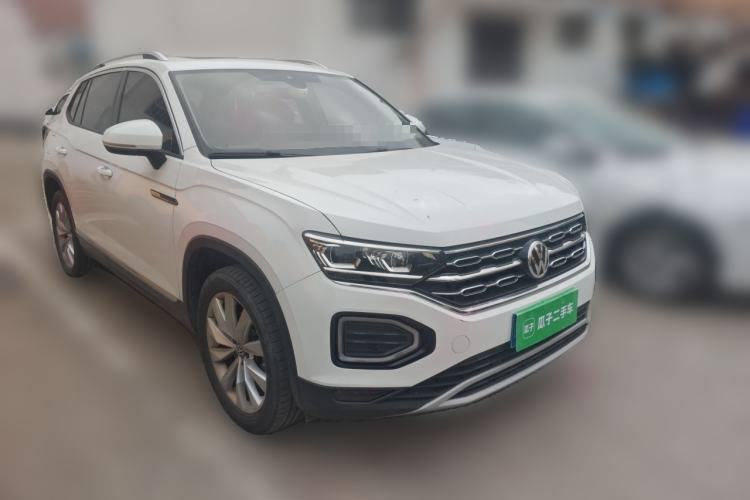 Used Volkswagen Tayron 2020 330TSI Two-Wheel Drive Luxury Connected Pro Edition Front Right 45 Deg