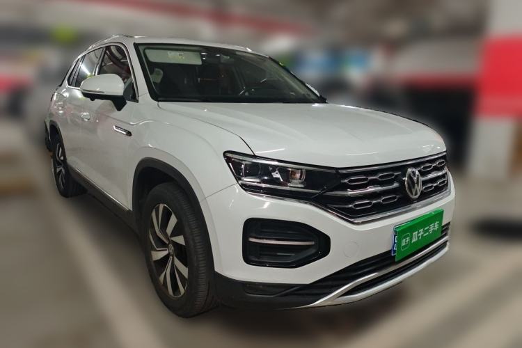 Used Volkswagen Tayron 2020 330TSI Two-Wheel Drive Luxury Connected Pro Edition Front Right 45 Deg