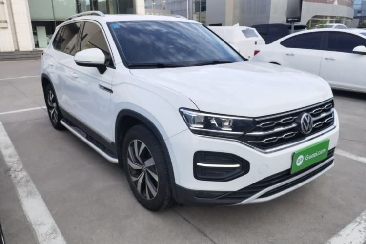 Used Volkswagen Tayron 2020 330TSI Two-Wheel Drive Luxury Smart Connectivity Version Front Right 45 Deg