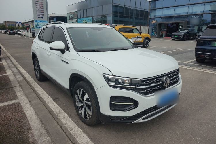 Used Volkswagen Tayron 2020 330TSI Two-Wheel Drive Luxury Smart Connectivity Version Front Right 45 Deg