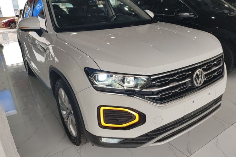 Used Volkswagen Tayron 2020 330TSI Two-Wheel Drive Luxury Connected Pro Edition Front Right 45 Deg