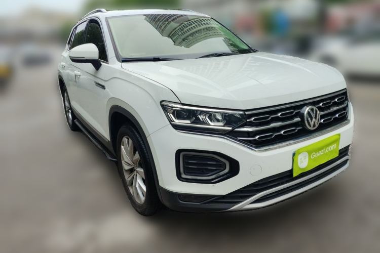 Used Volkswagen Tayron 2020 330TSI Two-Wheel Drive Luxury Connected Pro Edition Front Right 45 Deg
