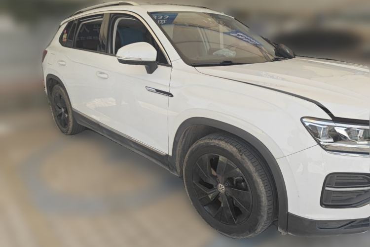 Used Volkswagen Tayron 2020 330TSI Two-Wheel Drive Luxury Connected Pro Edition Front Right 45 Deg