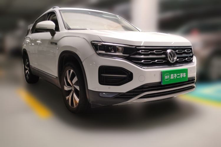 Used Volkswagen Tayron 2020 330TSI Two-Wheel Drive Luxury Smart Connectivity Version Front Right 45 Deg
