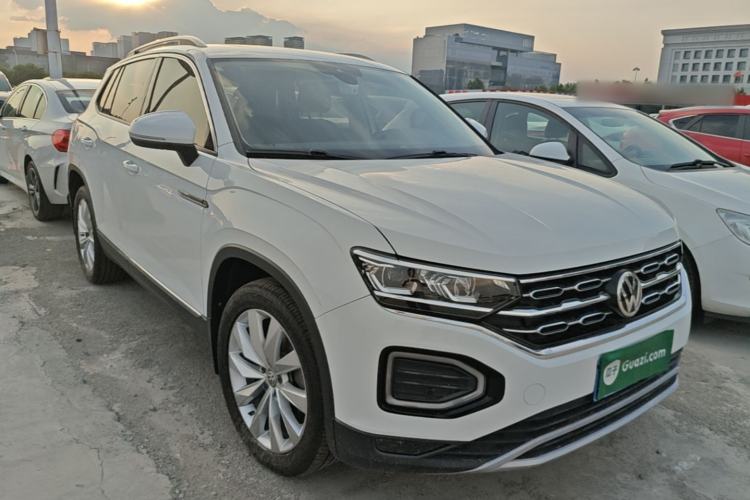 Used Volkswagen Tayron 2020 330TSI Two-Wheel Drive Luxury Connected Pro Edition Front Right 45 Deg