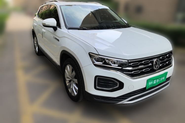Used Volkswagen Tayron 2020 330TSI Two-Wheel Drive Luxury Connected Pro Edition Front Right 45 Deg