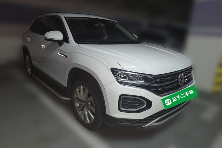 Used Volkswagen Tayron 2020 330TSI Two-Wheel Drive Luxury Connected Pro Edition Front Right 45 Deg