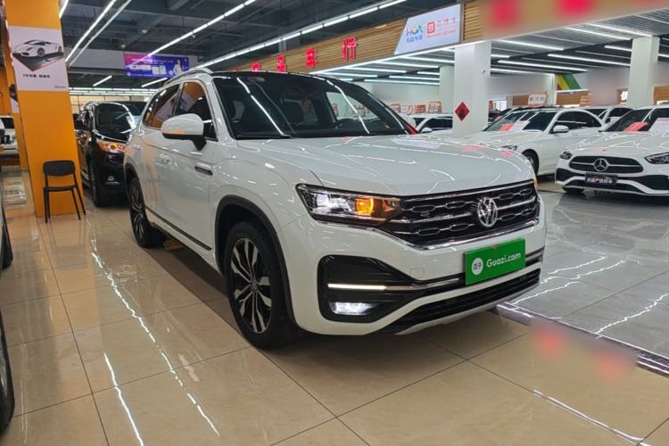 Used Volkswagen Tayron 2020 380TSI All-Wheel Drive R-Line Connected Version Front Right 45 Deg