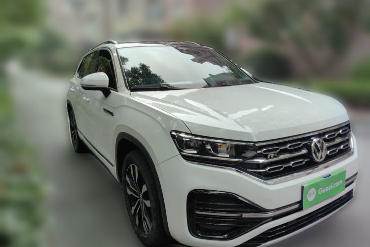 Used Volkswagen Tayron 2020 380TSI All-Wheel Drive R-Line Connected Version Front Right 45 Deg