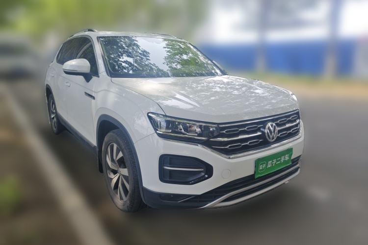 Used Volkswagen Tayron 2020 330TSI Two-Wheel Drive Luxury Smart Connectivity Version Front Right 45 Deg