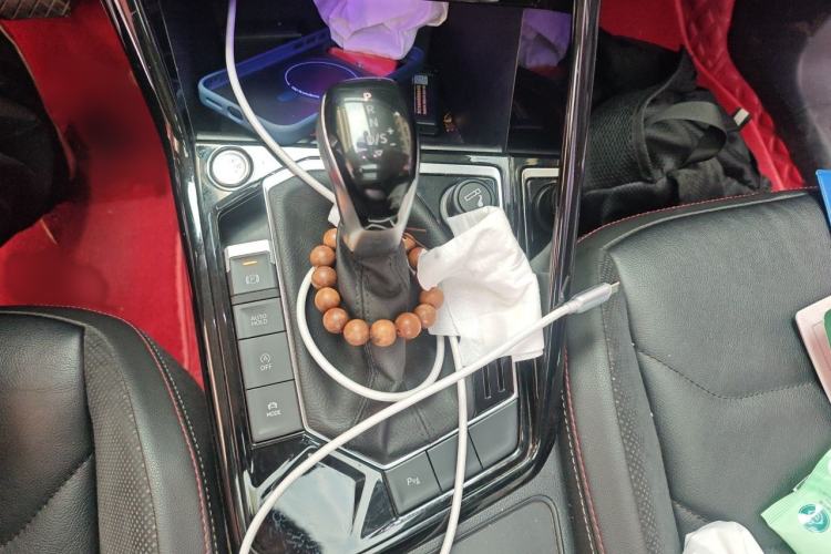 Used Volkswagen Tayron 2020 280TSI Two-Wheel Drive Luxury Connect Edition Gear Lever