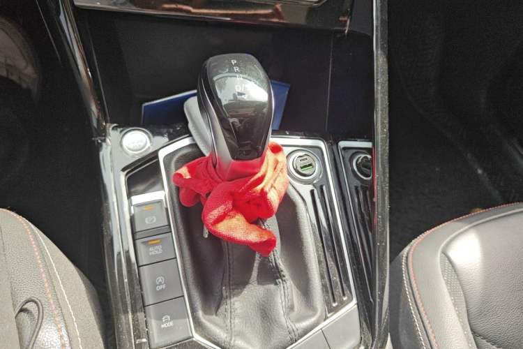 Used Volkswagen Tayron 2020 330TSI Two-Wheel Drive Luxury Smart Connectivity Version Gear Lever