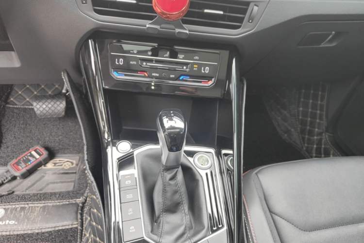 Used Volkswagen Tayron 2020 330TSI Two-Wheel Drive Luxury Smart Connectivity Version Gear Lever