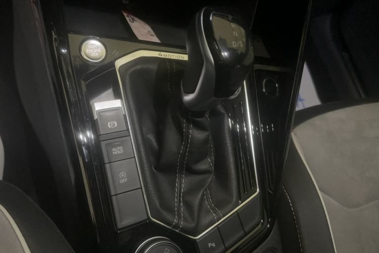 Used Volkswagen Tayron 2020 380TSI All-Wheel Drive R-Line Connected Version Gear Lever