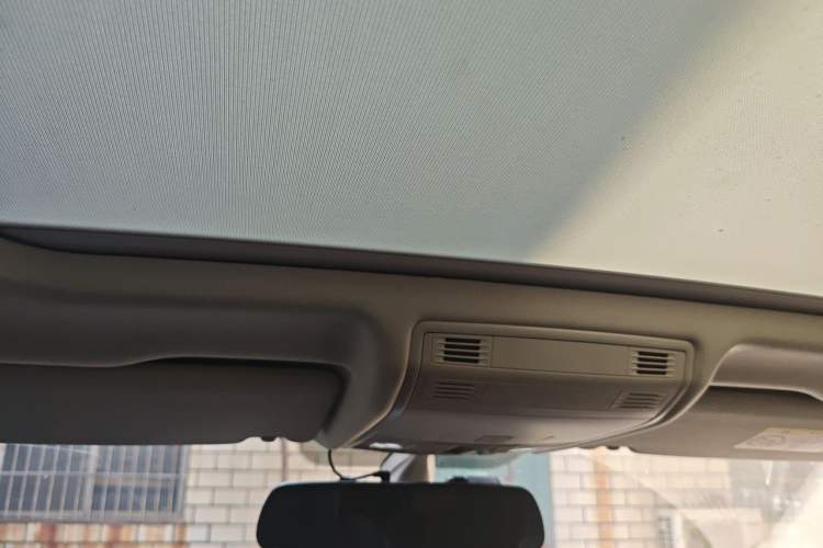 Used Volkswagen Tayron 2020 330TSI Two-Wheel Drive Luxury Smart Connectivity Version Headliner