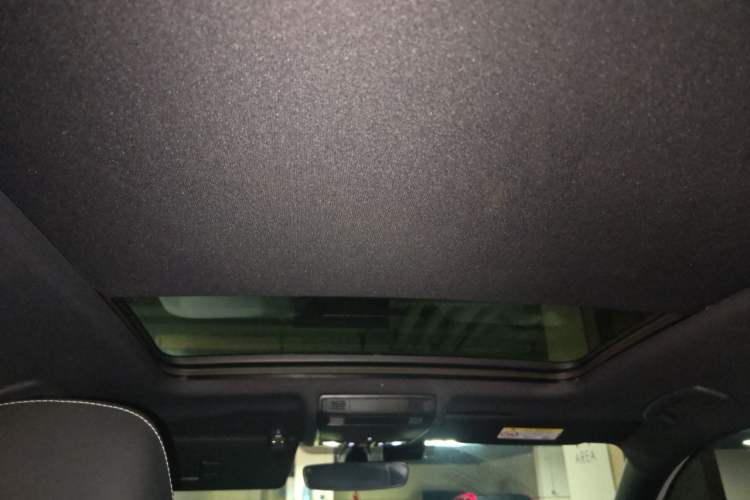 Used Volkswagen Tayron 2020 380TSI All-Wheel Drive R-Line Connected Version Headliner