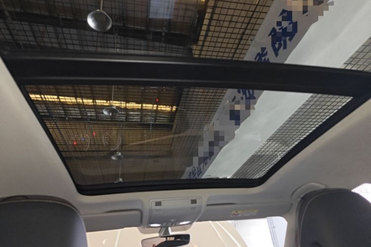 Used Volkswagen Tayron 2020 330TSI Two-Wheel Drive Luxury Smart Connectivity Version Headliner