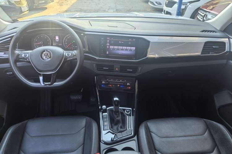 Used Volkswagen Tayron 2020 330TSI Two-Wheel Drive Luxury Smart Connectivity Version Interior 1