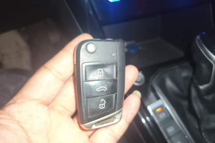 Used Volkswagen Tayron 2020 280TSI Two-Wheel Drive Luxury Connect Edition Interior 1