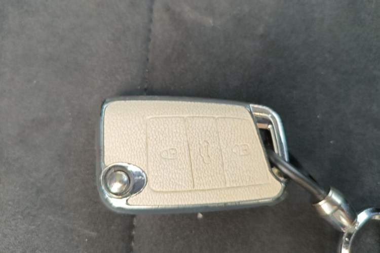 Used Volkswagen Tayron 2020 330TSI Two-Wheel Drive Luxury Connected Pro Edition Interior 1